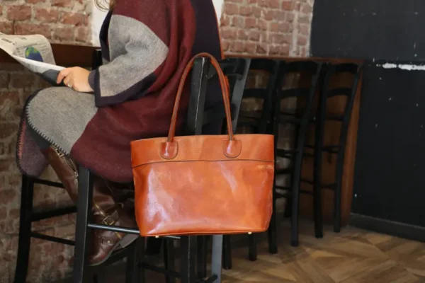 Handmade Genuine Leather Tote Bag for Women – Western Style Shoulder Purse with Zipper