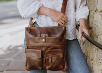 Handmade Leather Crossbody Bag – Distressed Brown Messenger Bag | Vintage Organiser Shoulder Purse for Men & Women