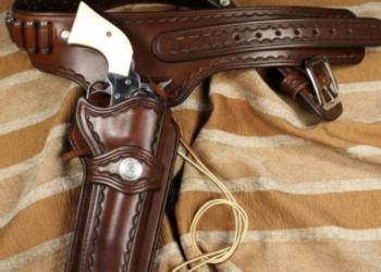 Handcrafted Leather Revolver Holster with Ammo Loops – Western Style Gun Holster for .22, Caliber Revolvers